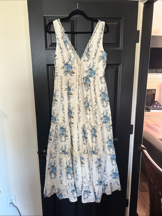 Cider Dresses & Skirts - Floral Tiered V-Neck Maxi Dress in White and Blue